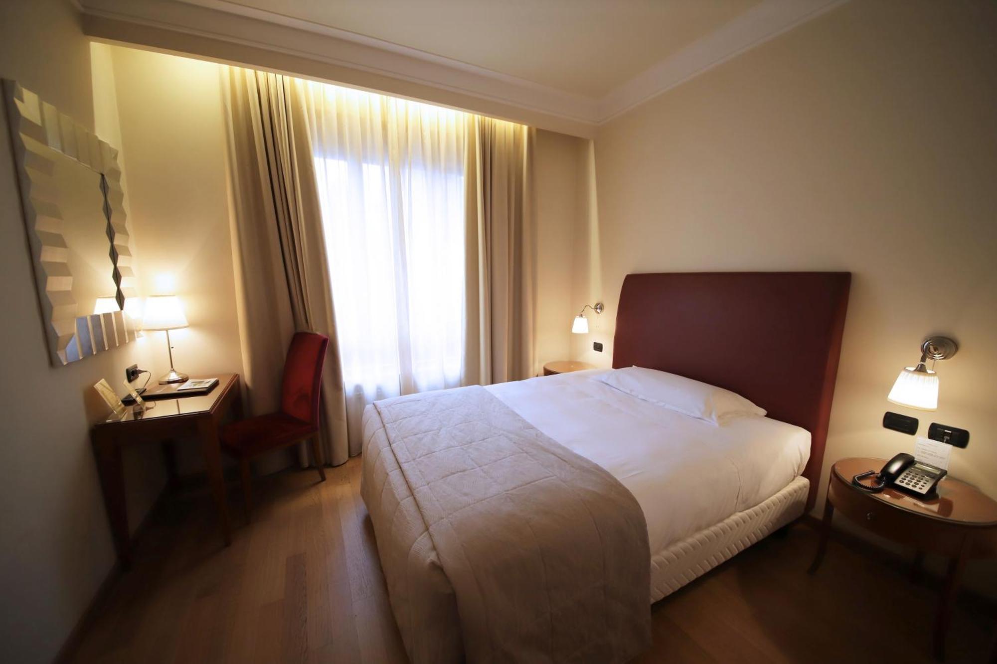 Monica Hotel Fiera Pregnana Milanese Eksteriør bilde