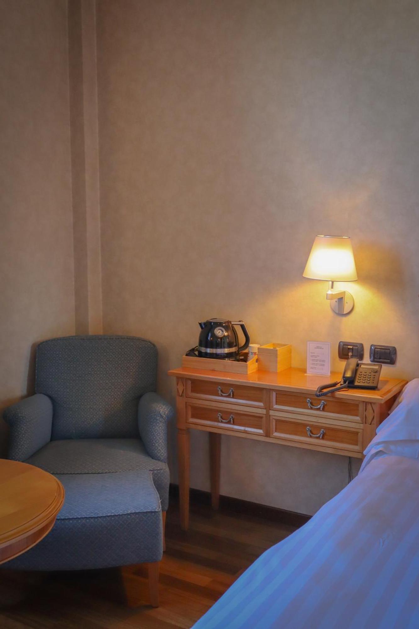 Monica Hotel Fiera Pregnana Milanese Eksteriør bilde