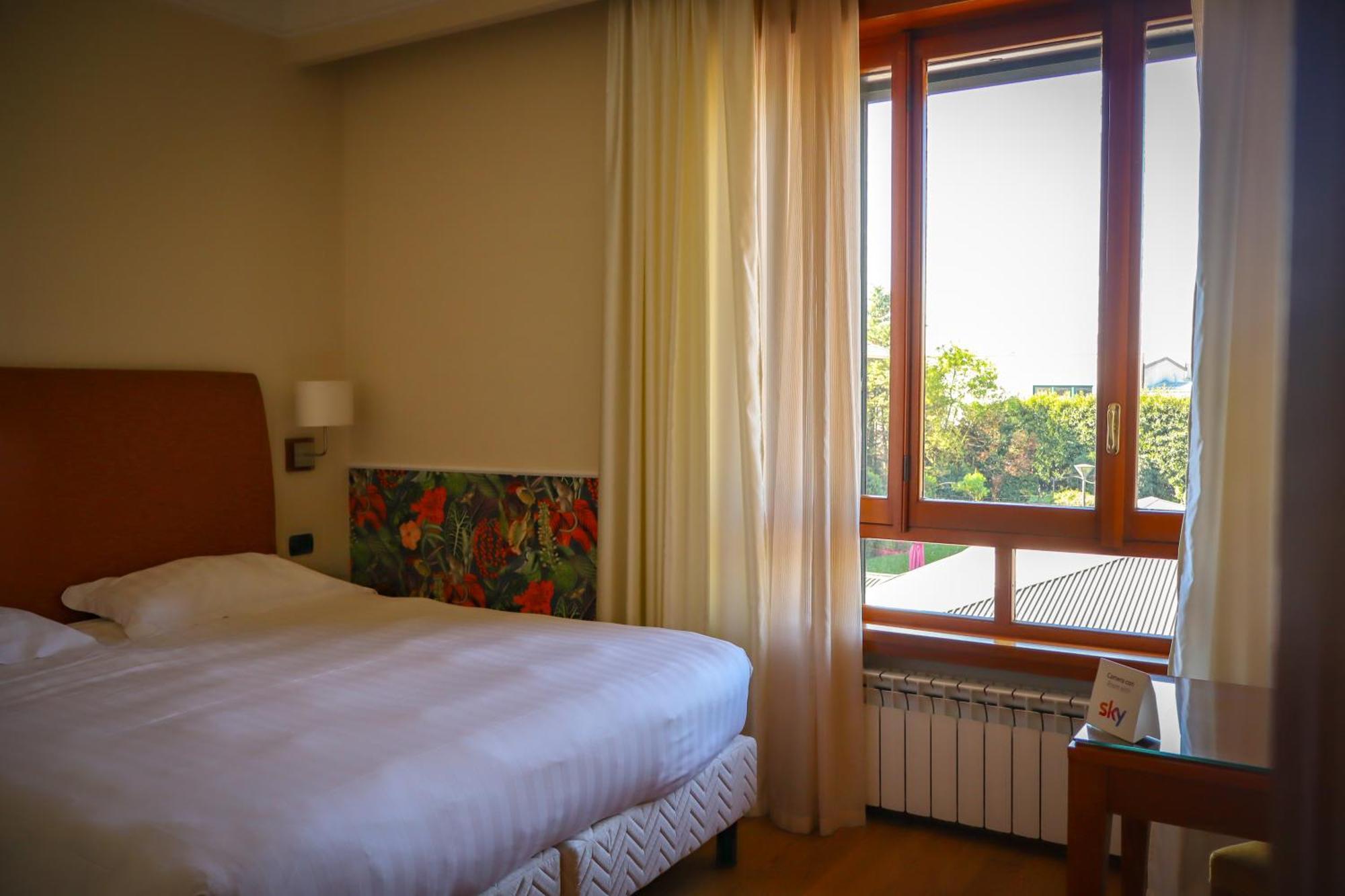 Monica Hotel Fiera Pregnana Milanese Eksteriør bilde