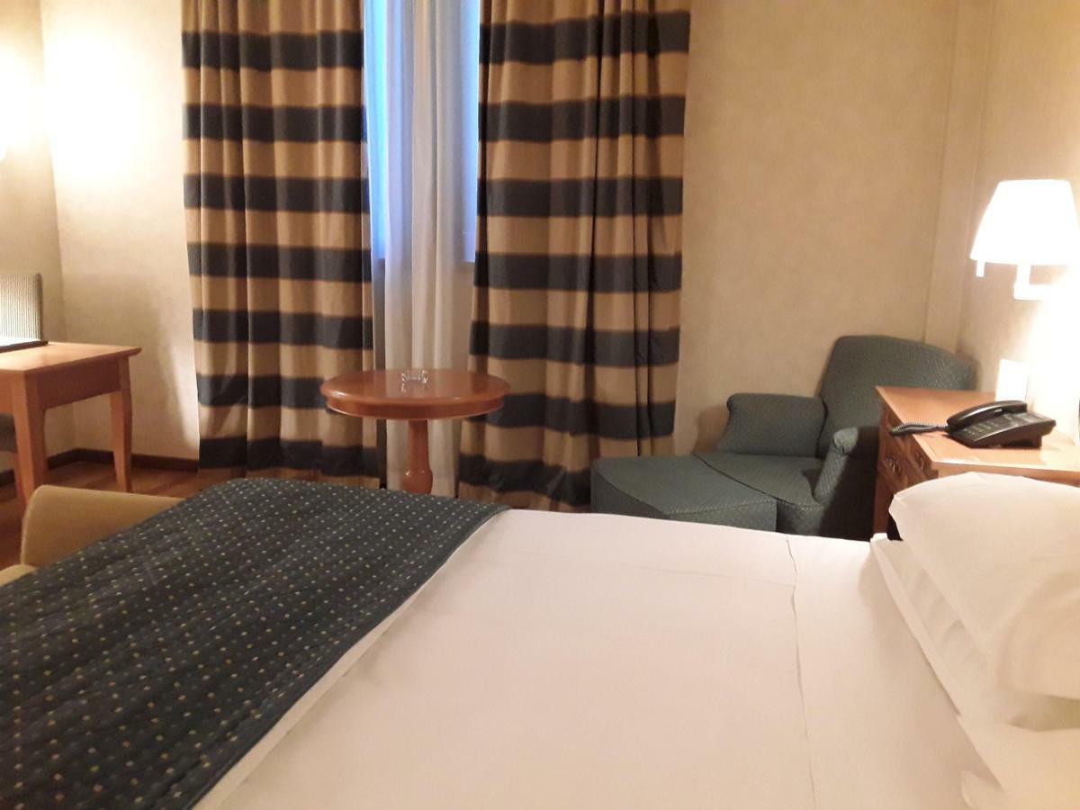 Monica Hotel Fiera Pregnana Milanese Eksteriør bilde